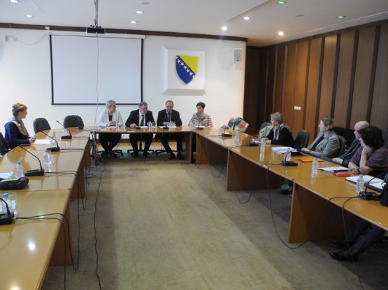 Članovi Komisije za ostvarivanje ravnopravnosti spolova Predstavničkog doma PSBiH razgovarali sa predstavnicima resornih ministarstava o Prijedlogu okvirnog zakona o liječenju neplodnosti biomedicinski potpomognutom oplodnjom